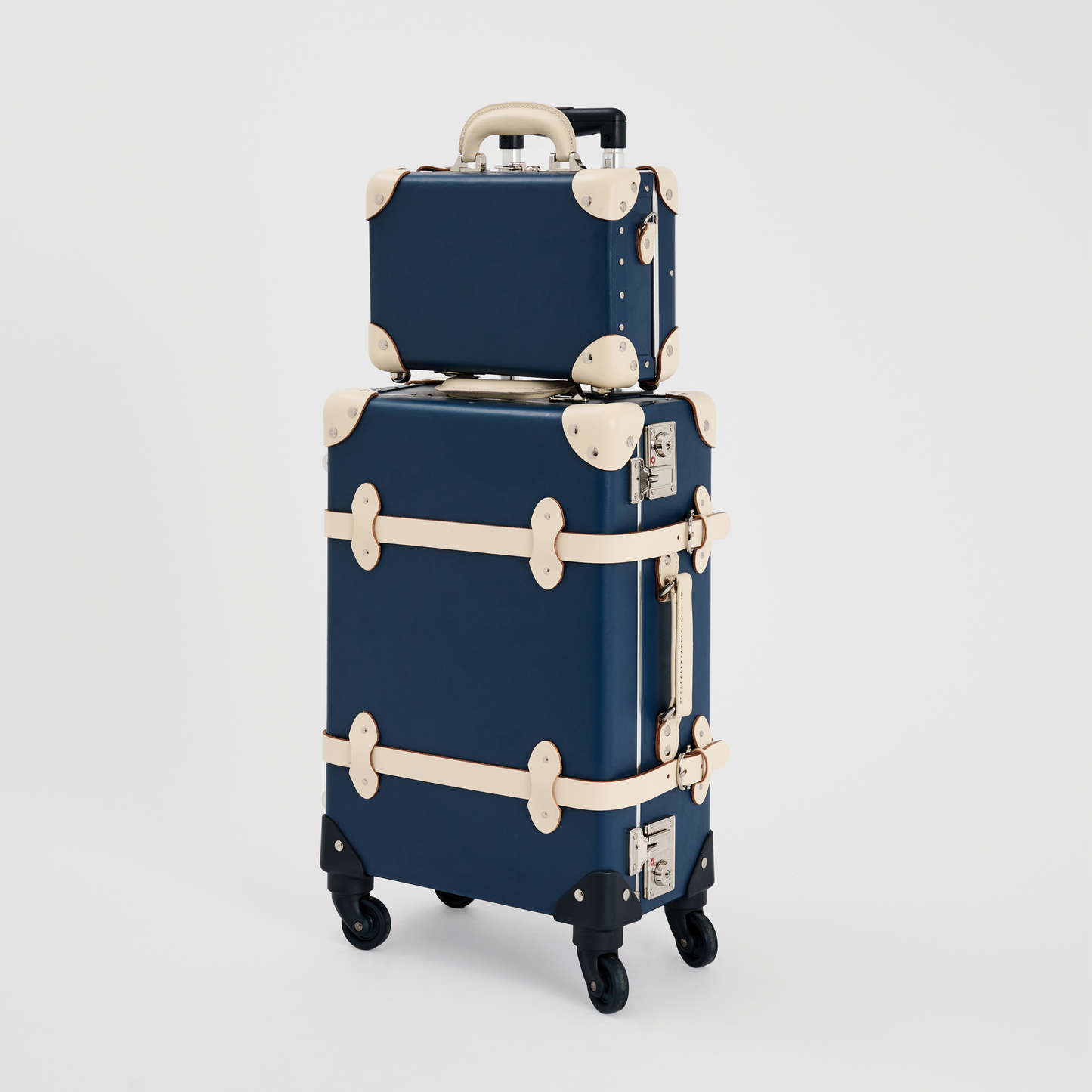 Heritage Cross Body Case