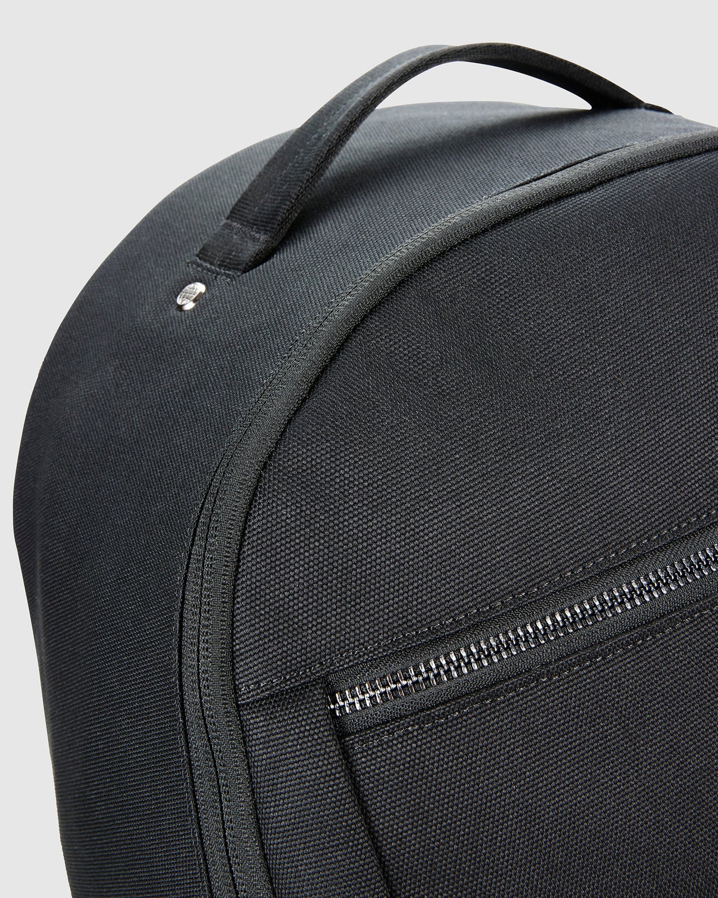 Classic Backpack - Onyx