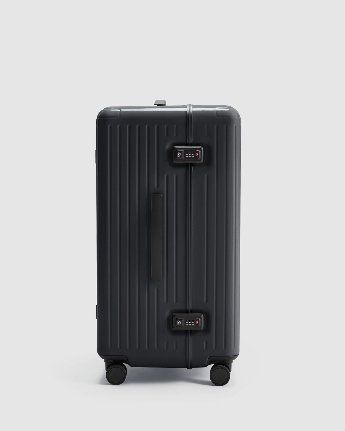 Trunk Check In Medium in Onyx - Globite